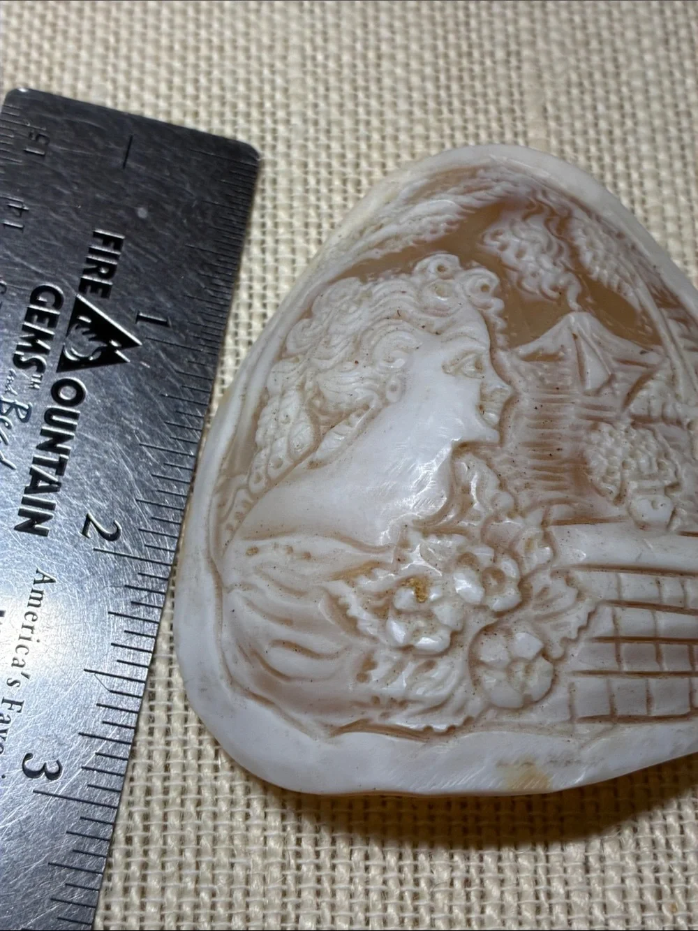 N/A delicate hand